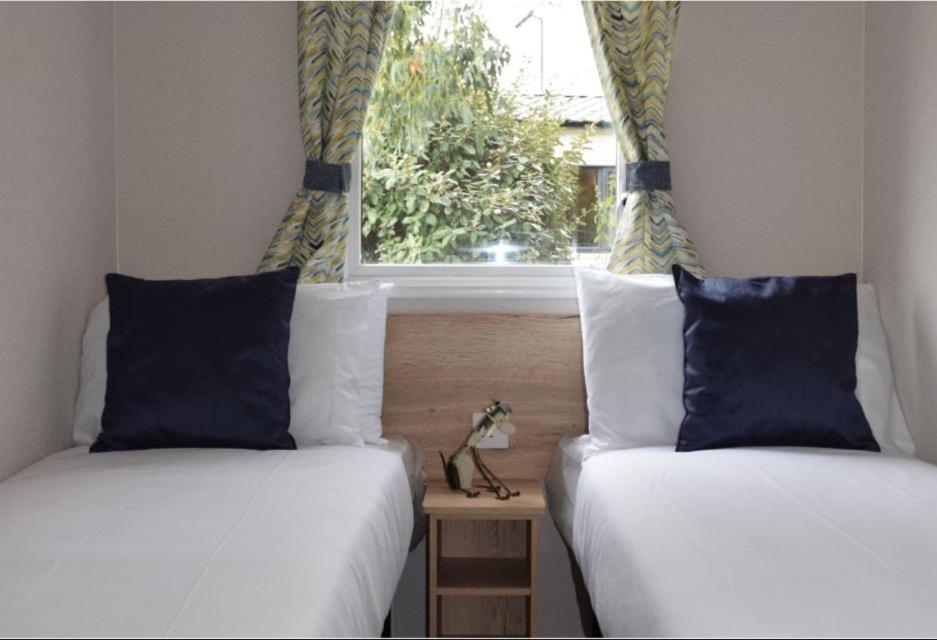 Mersea Retreat West Mersea Exterior foto