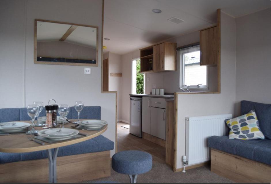 Mersea Retreat West Mersea Exterior foto